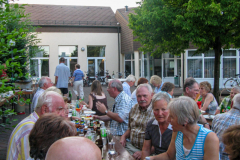 Grillen-fuer-Daheimgebliebene-2010_4501