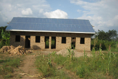 Uganda-010-Neues-Lehrerhaus